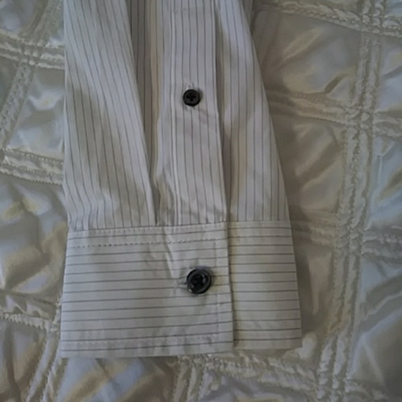 NWT Young mens button down shirt - Picture 6 of 7